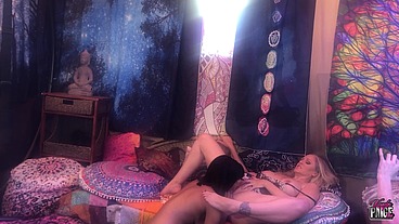Kayla Paige Lesbian Pussy Pillow Party