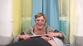 GRANNY INGA GIVING BLOWJOB