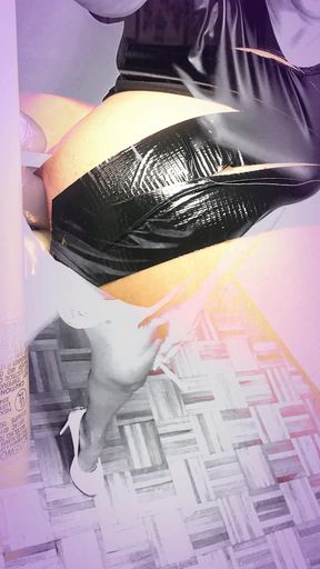 sissy slut shemale KANDI DOES DOUBLE DILDO ANAL GAPE ASS PLAY