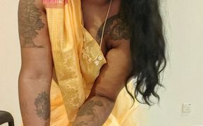 Amma Bust Your Balls Infront of Your Best Friend