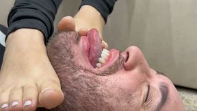 Lick my dirty feet doormat !