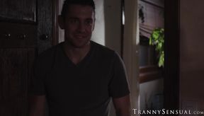Dante Colle breaks TS Casey Kisses innocence by claiming her tight hole