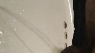 Piss inside the Wc Sink - ROCK MERCURY