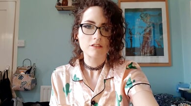 British girlfriend in glasses shares an intimate creampie moment