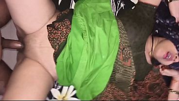 DESI STEP SISTER HARDCORE FUCK WITH HER STEP BROTHER WHEN THEY WERE ALOE AT HOME FULL MOVIE ( HINDI AUDIO )