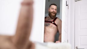 Sneaky Rick Kelson seduces Daddy Cakes while his BF is around