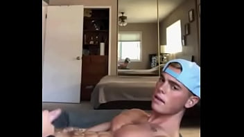 cumming on myself again!