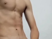 Flaco se masturba de manera rica 😋