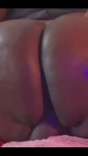 Lol Enjoy the Lil Dance Breaks