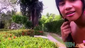 Tobie Teen Pussy Orgasm Outdoor