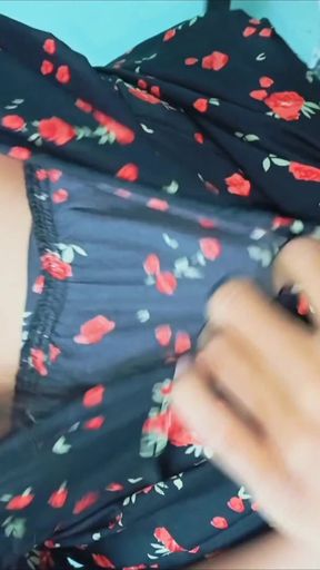 Indian beautiful Stepsister tight pussy fuck local hindi clear audio Sex, desi stepsister wants my BBC inside her&hellip;   Clip 1