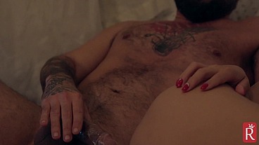 AQUELA NAMORADA... AQUELE FIM DE NOITE... COM AQUELE MÁRIO ENRABANDO GOSTOSO!!! - THAT GIRLFRIEND... THAT LATE NIGHT... WITH THAT MARIO FUCKING ME LIKE CRAZY!!!