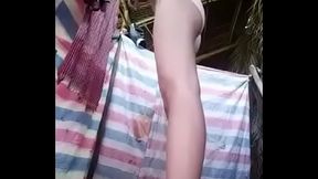 em n&oacute_ đang tắm