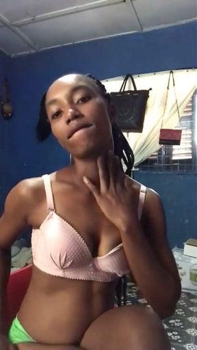 Hottest Dance MILF Ebony