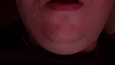 Tragando leche calentita