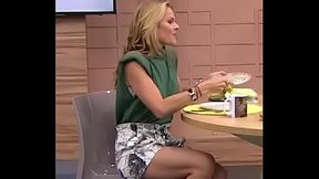 Carol Minhoto - Voc&ecirc_ Bonita - Que Pernas!!! (28.05.21)