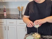 OMG!! Female customer caught the food Delivery Guy  jerking off on her Caesar salad (In Car)