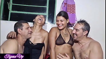 Troca de casal tigresa vip fica com o jornalista e o marido dela com a esposa dele