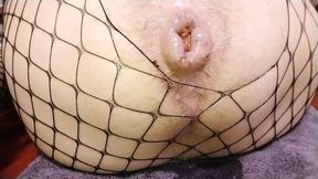 Pushing out multiple creampies