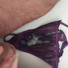 Handjob on the thong of the young mother-in-law