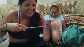 Laughter and relaxation on Gloria's soles!