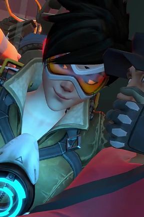 Behind Enemy Lines - Tracer Handjob