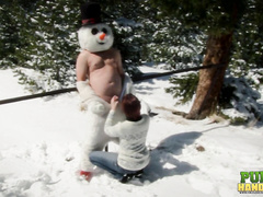 Public Handjobs Brandi de Lafey Strokes A Snowman