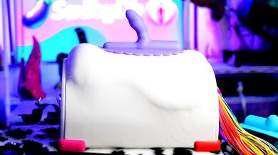 I rode the unicorn sex machine and it fucking ruined me