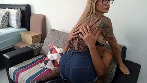 fui abastecer o carro e o frentista pediu pra me comer (video completo)