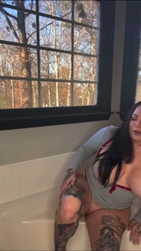 Thick big titty tattooed milf rides huge dildo till she squirts