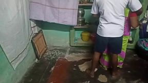 Desi aunty home cleaning sex with his house owner