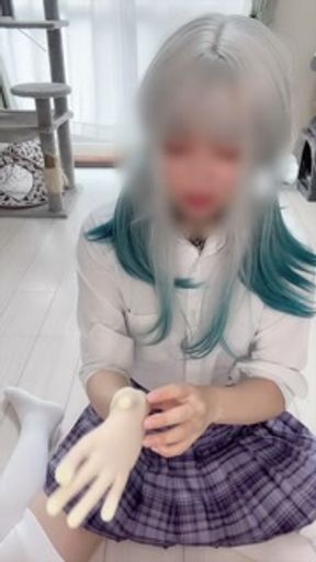 I bought new gloves to use for handjobs✨