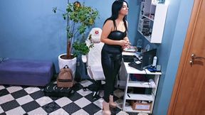 Stepdaddy's Goldfinch Licks My Pussy. Seduced and Sucked.