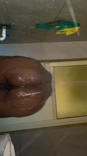 How I Wash up My African Cock! Before Sex