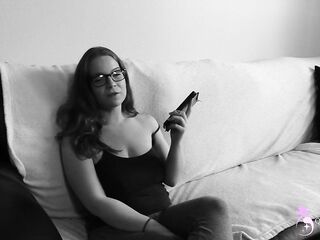 Amy Quinn - Balls hurt