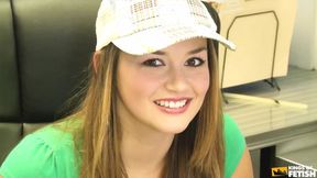 Teen Girl's Bare Shaved Twat Gets Deep-Dicked by Big Dick&#x1F32D; on Sheets