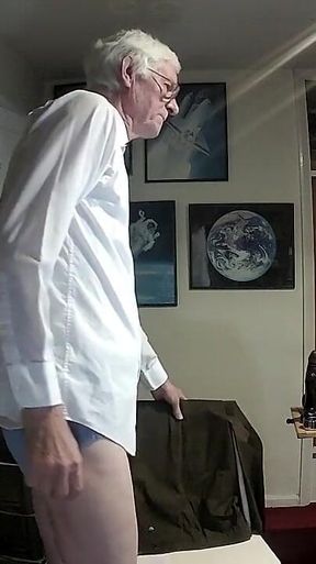 Slow Strip,chat and Edging
