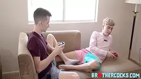 Alex Meyer And Jesse Bolton - Gaming Stepbrothers Start Sword Fight