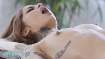 Vanessa Vega - Vanessa's Kinky Spa Massage Turns into a Steamy Affair