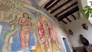 Oh yes, how delicious!! Lesbian anatomy in a museum