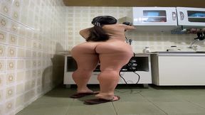 quem disse que uma mulher nao sabe usar uma furadeira? esposa heyya