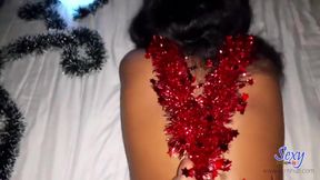 Surprising Christmas Gift from a Sri Lankan Beauty - Watch This Charming Asian Couple!