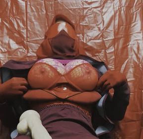 Elisya Hijabrubbersexdoll First Dildo