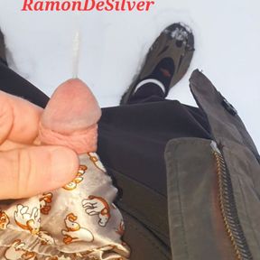 Master Ramon pisses in the snow and you can lick it up!