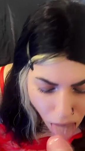 Blowjob Queen Does Deepthroat and Receives Milk in Her Mouth