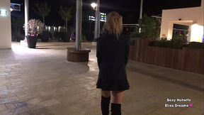 M'_exhibant sans culotte dans un centre commercial Voici une vid&eacute_o d'_exhib ...