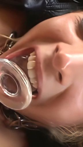 Kelly Wells Loves Getting Opened Up   Clip 3