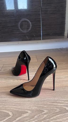 High Heels Rip off