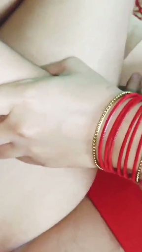 Indian Zaara Love Marriage Suhagrat Desi Video   Clip 1