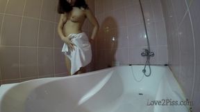 Beauty loves to pee in the bathtub